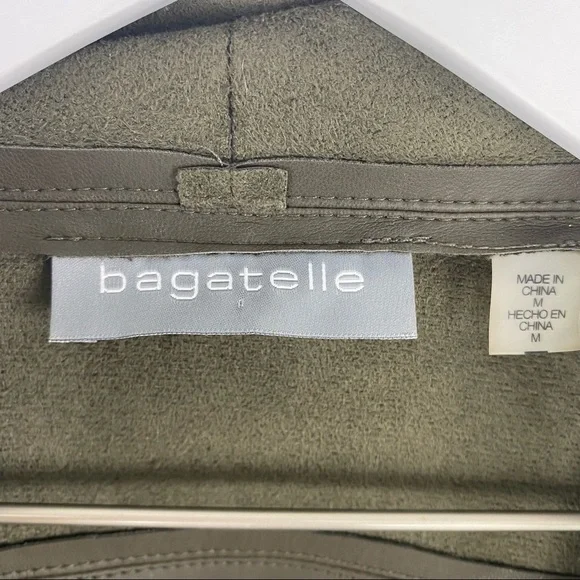 Bagatelle Open Front Green Faux Leather Jacket Size Medium - Picture 3 of 5